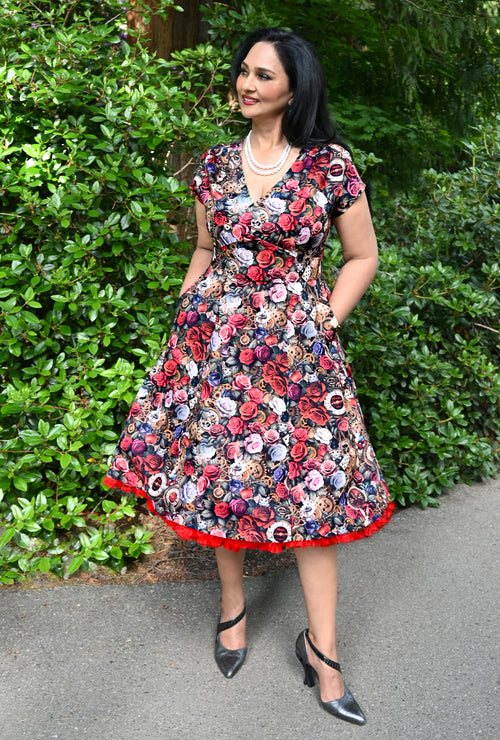 Faye - Very Important Date - Wonderland Tea Party Dress