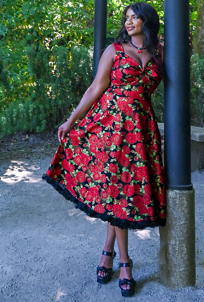 Diane - Queen of Thorns - Red Rose Dress