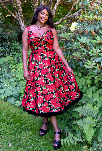 Diane - Queen of Thorns - Red Rose Dress