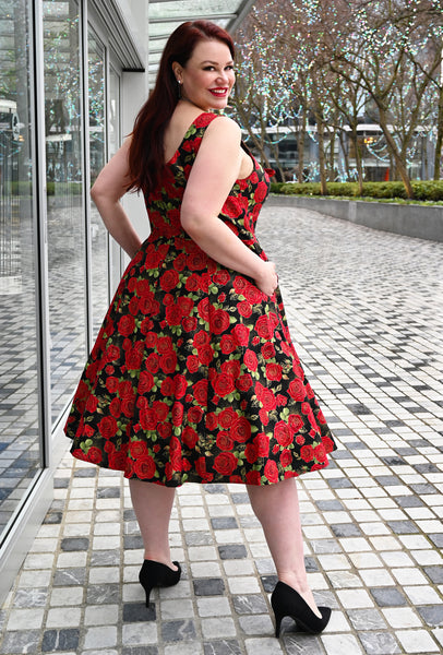 Diane - Queen of Thorns - Red Rose Dress
