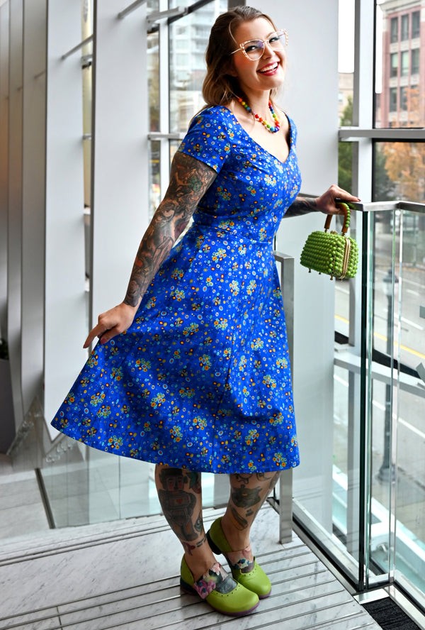Yvonne - Hypdotic - Abstract Dot Dress