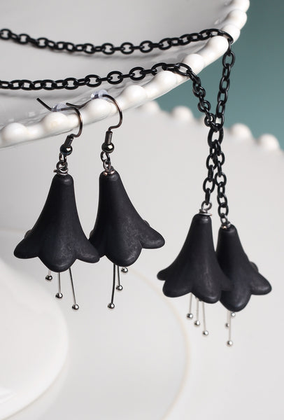Dark Garden - Necklace and Earrings Set