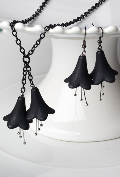 Dark Garden - Necklace and Earrings Set